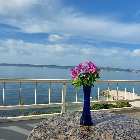 Apartman Ll S Pogledom I Izmedu Splita I Trogira Su Kastela Dalmacija Hrvatska Екстер'єр фото