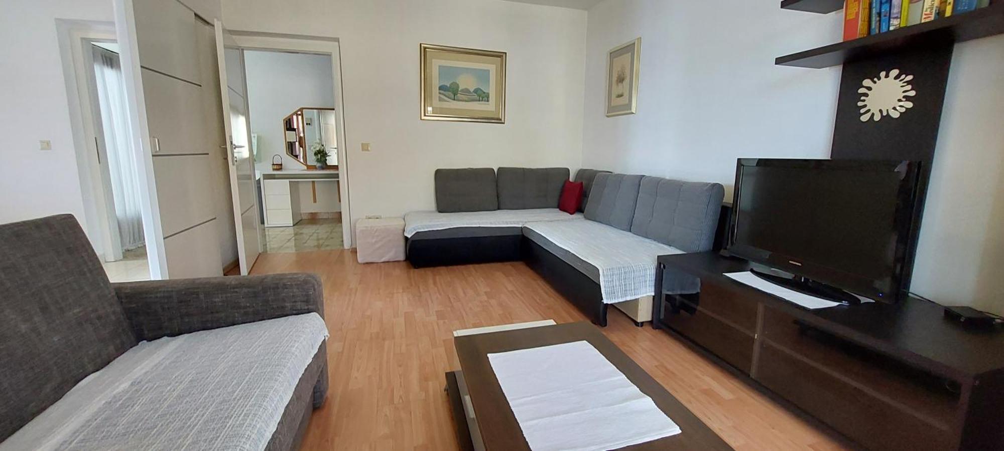 Apartman Ll S Pogledom I Izmedu Splita I Trogira Su Kastela Dalmacija Hrvatska Екстер'єр фото