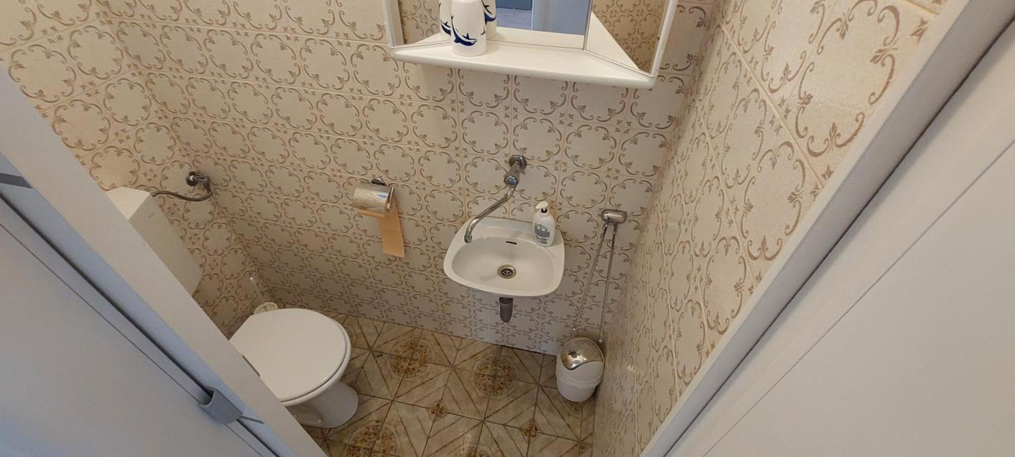 Apartman Ll S Pogledom I Izmedu Splita I Trogira Su Kastela Dalmacija Hrvatska Екстер'єр фото
